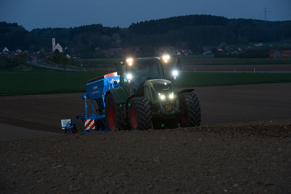 fendt-vario-700-1