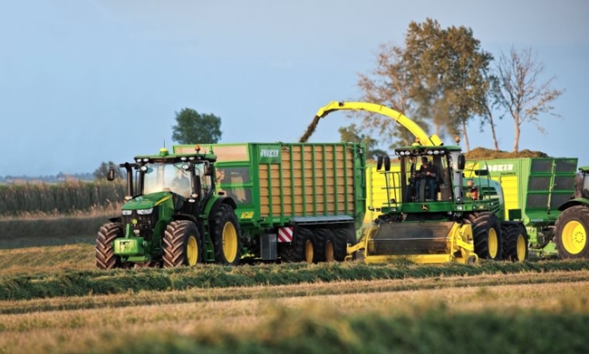 johndeere7rserisi-01